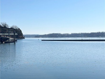 18130 Millstone Cove, Gravois Mills, MO 65037