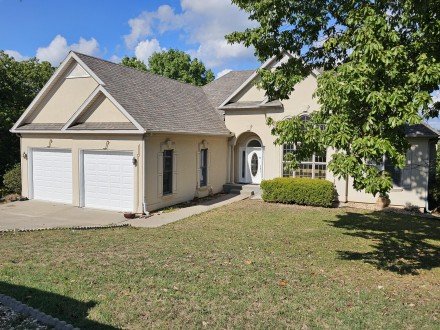 93 Canada, Branson West, MO 65737