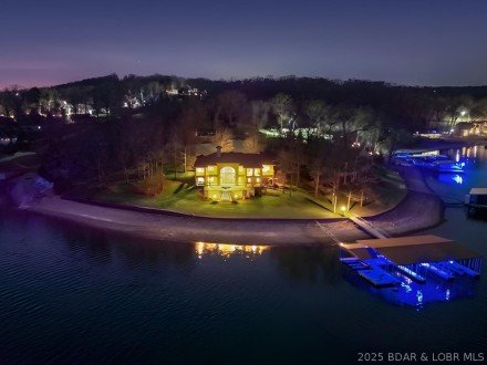 32 Quiet Waters, Sunrise Beach, MO 65079