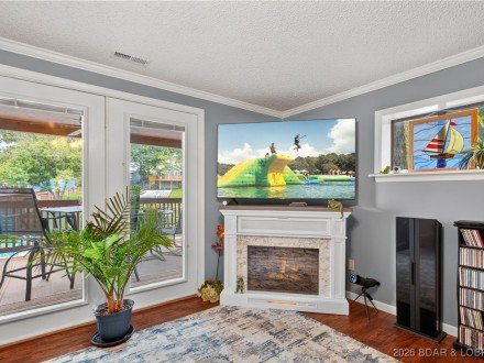 15231 Martingale, Gravois Mills, MO 65037