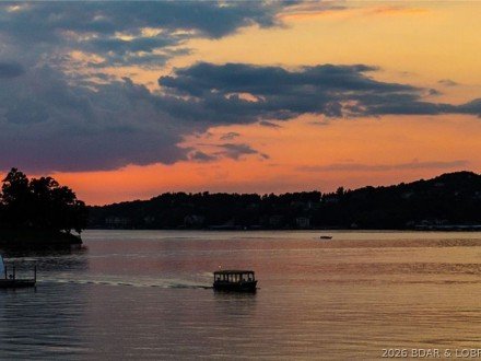 37 Lone Oak, Sunrise Beach, MO 65079