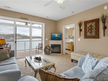 730 flame dr, Camdenton, MO 65020