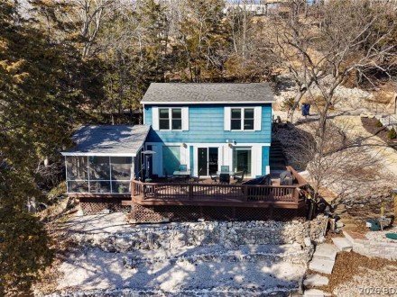 27602 Golden Point, Barnett, MO 65011