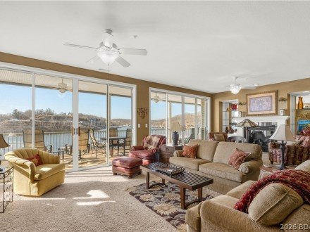 921 Summer Place, Camdenton, MO 65020