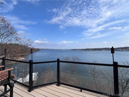 94 Kansas City, Sunrise Beach, MO 65079