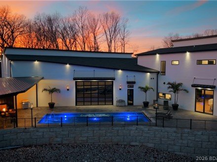 300 Beachnut, Sunrise Beach, MO 65079