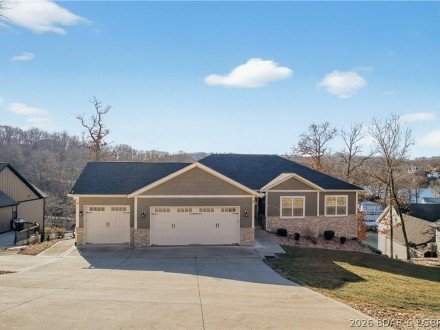 926 Fontana, Linn Creek, MO 65052