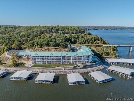 186 Sunset Palms, Camdenton, MO 65020