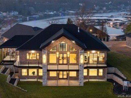 1254 Darwin, Osage Beach, MO 65065