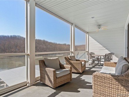 186 Sunset Palms, Camdenton, MO 65020
