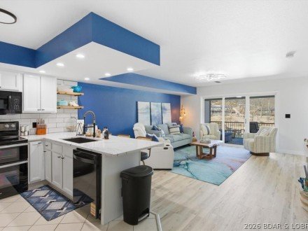 40 Lighthouse, Lake Ozark, MO 65049