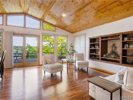 169 Triple K Ranch, Sunrise Beach, MO 65079