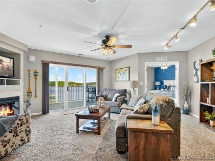 1359 Seascape, Osage Beach, MO 65065