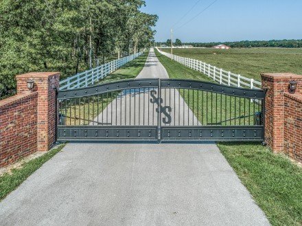 4697 Farm Road 175, Springfield, MO 65803