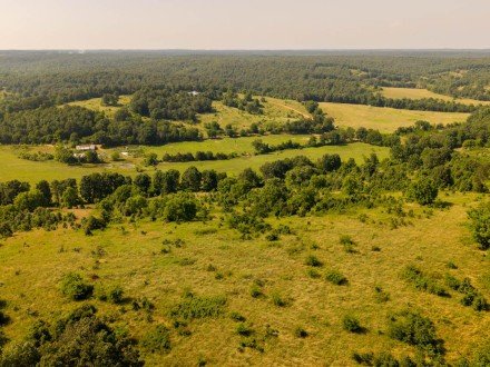 804 Banks Road, Hardy, AR 72542