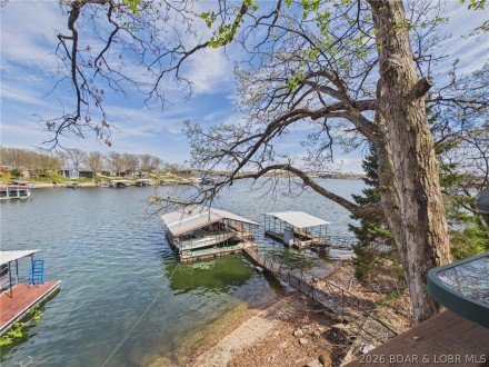 32331 Island View, Gravois Mills, MO 65037