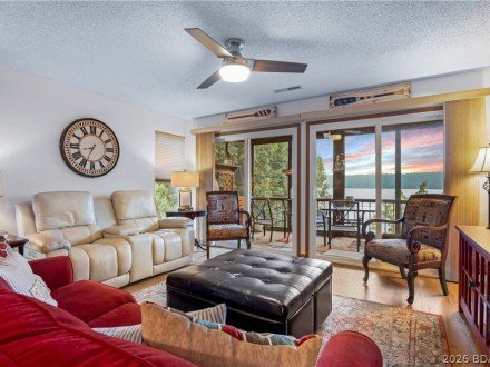6005 Baydy Peak, Osage Beach, MO 65065