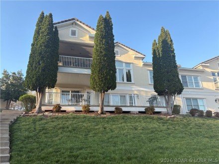 74 Bello Point, Sunrise Beach, MO 65079
