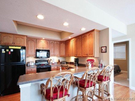 985 Summer Place, Camdenton, MO 65020