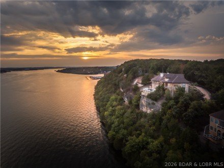 582 Cedar Crest, Lake Ozark, MO 65049