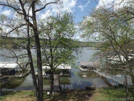37 Ke Jo Point, Gravois Mills, MO 65037