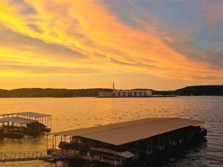 154 Tara, Lake Ozark, MO 65049