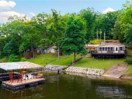 695 Montgomery Hill, Sunrise Beach, MO 65079
