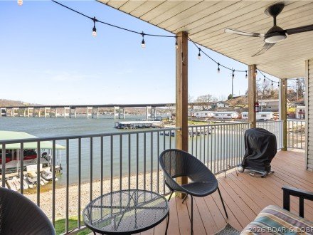 245 Plaza Beach, Camdenton, MO 65020
