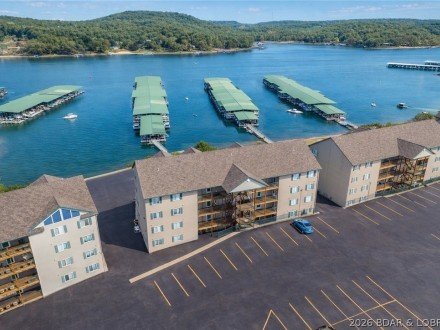 172 Cedar Glen, Camdenton, MO 65020