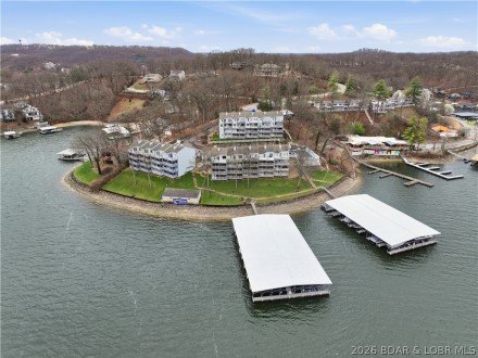 64 Crow, Lake Ozark, MO 65049