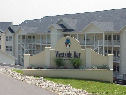216 Lakeview Resort, Sunrise Beach, MO 65079