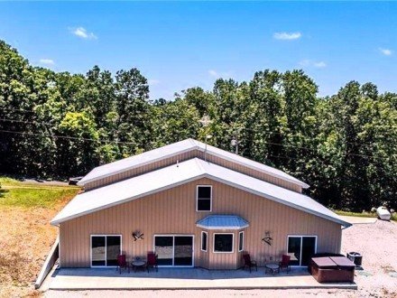 4423 LWS High Point Rd, Stover, MO 65078