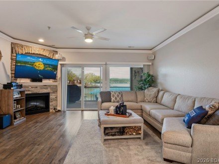 111 Journeys End, Sunrise Beach, MO 65059