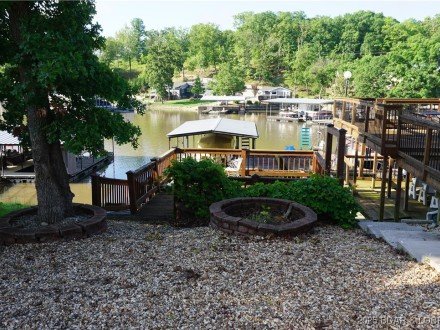 401 Putt N Bay, Sunrise Beach, MO 65079