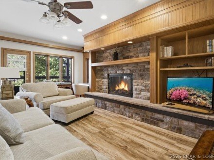 5940 Baydy Peak, Osage Beach, MO 65065