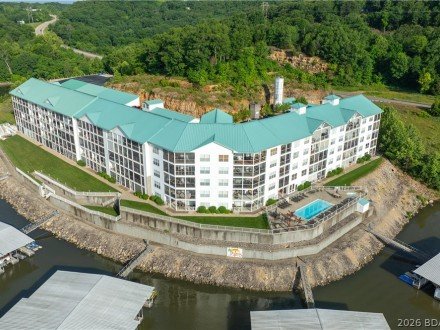 186 Sunset Palms, Camdenton, MO 65020