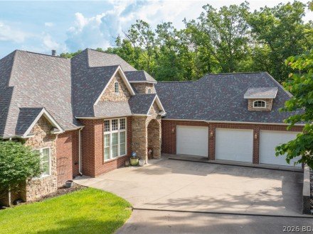 1883 Thunder Mountain, Camdenton, MO 65020