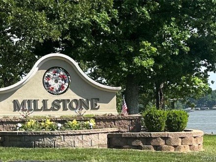 18130 Millstone Cove, Gravois Mills, MO 65037