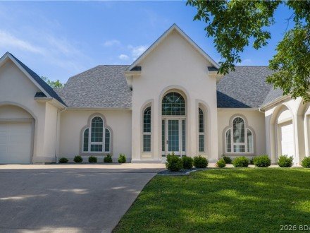 288 Cedar Crest, Lake Ozark, MO 65049