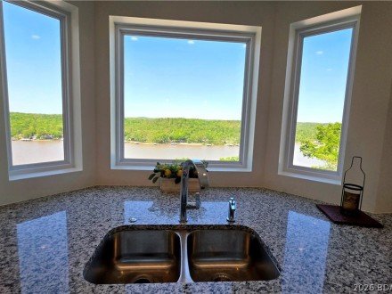 4423 LWS High Point Rd, Stover, MO 65078