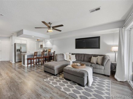 40 Lighthouse, Lake Ozark, MO 65049