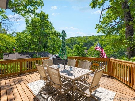 131 Walnut, Lake Ozark, MO 65049