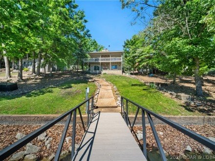 80 Buttercup, Lake Ozark, MO 65049
