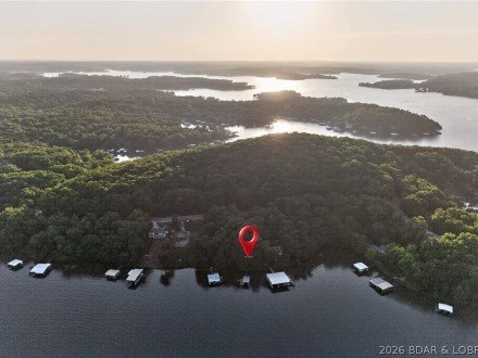 1054 Linn Creek, Lake Ozark, MO 65049