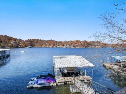 21 Jonathan, Lake Ozark, MO 65049