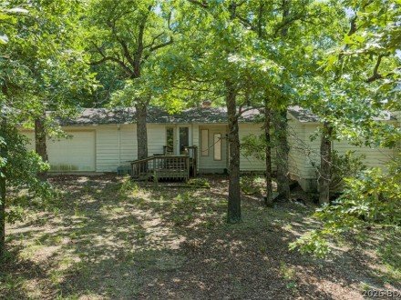 1063 Singing Oaks, Sunrise Beach, MO 65079