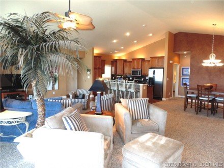 985 Summer Place, Camdenton, MO 65020