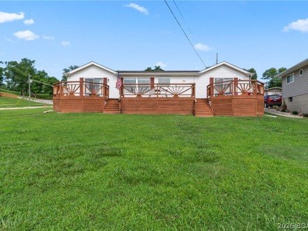 33463 Rose Cir, Gravois Mills, MO 65037
