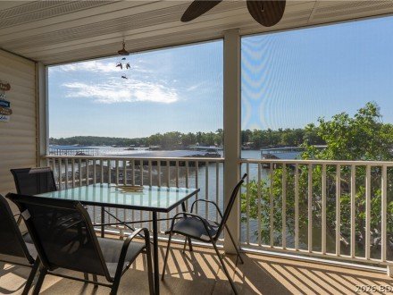180 Lakeview Resort, Sunrise Beach, MO 65079