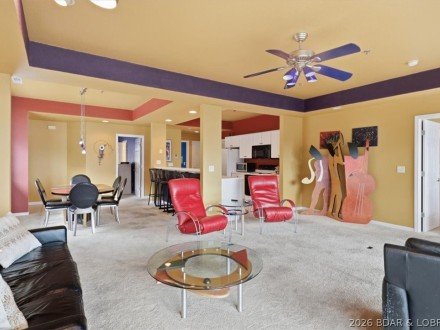 142 E Palisades, Lake Ozark, MO 65049